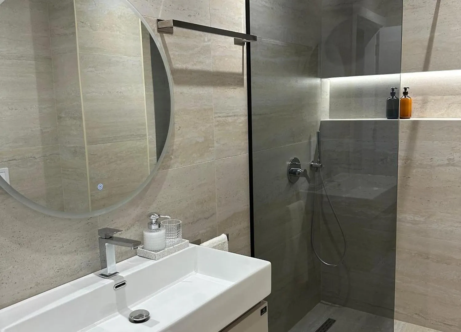 Luxury Studio Apartment Tirana
