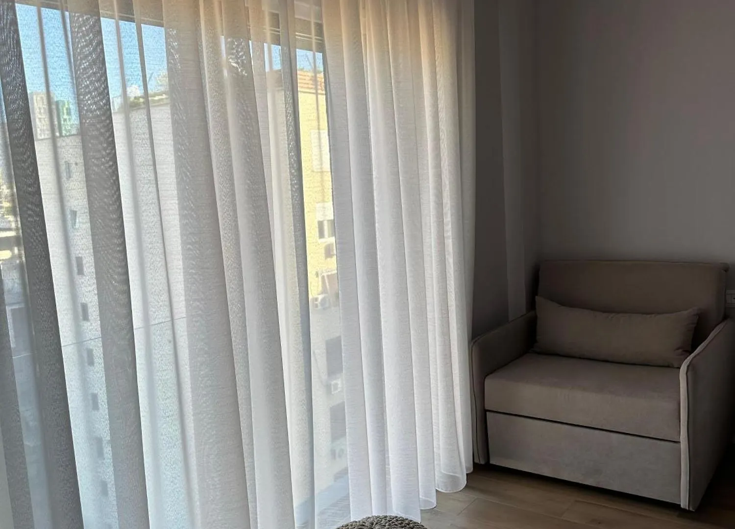 Luxury Studio Apartment 地拉那